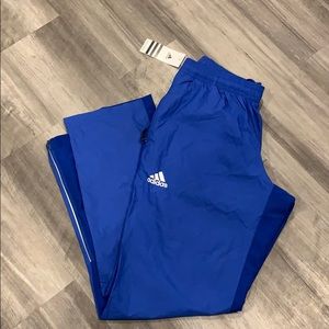 Women’s adidas pants bnwt size medium